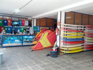 Surf- und Kiteschule Surfers Island