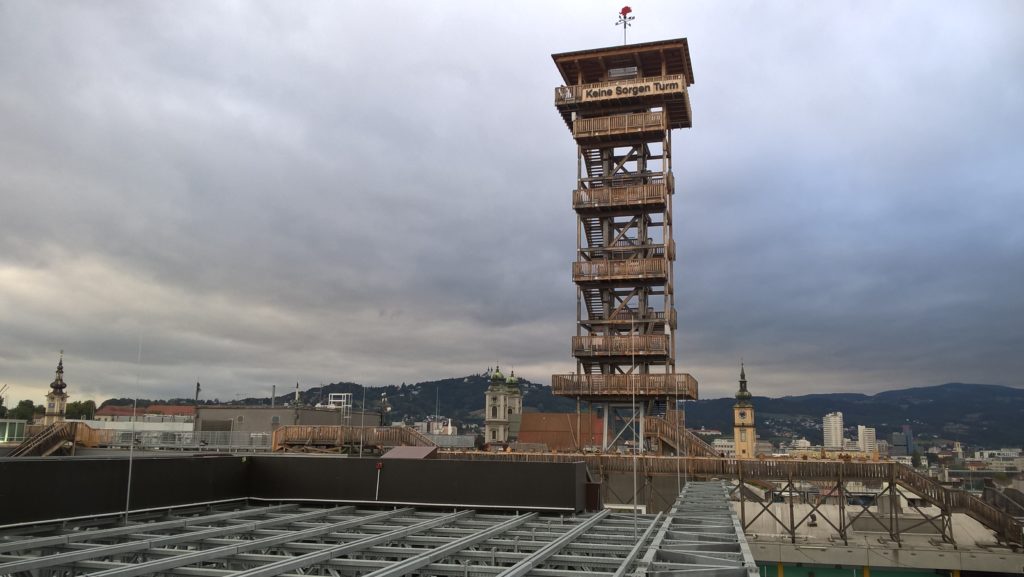 Der "Keine Sorgen Turm" in Linz hält, was er verspricht.